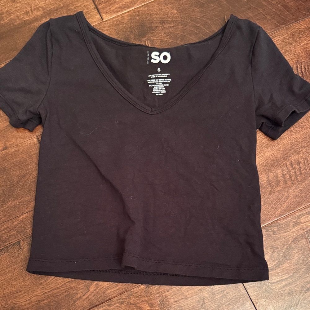 SO Women's Black Crop Top